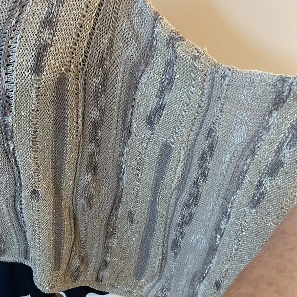 Chico’s Gold Poncho - Picture 5 of 13